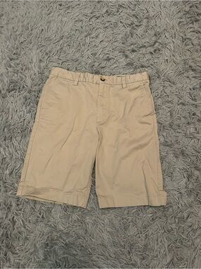 Men's Classic Khaki Vineyard vines shorts